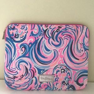 New Lilly Pulitzer Catch All Zip Pouch